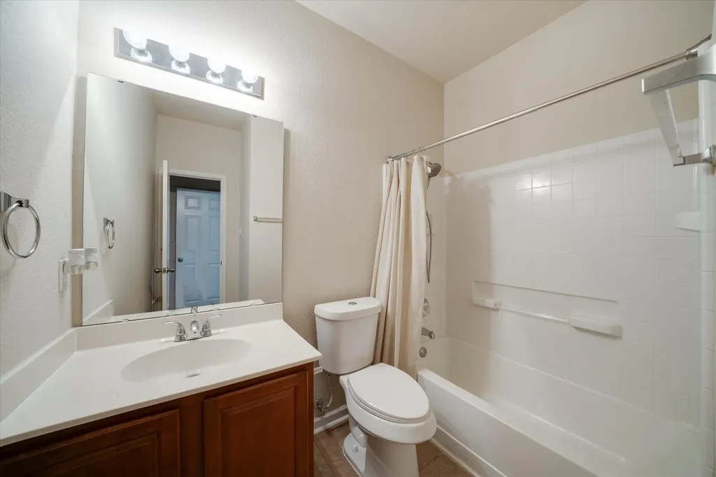 185 Hometown Parkway Kyle TX 78640