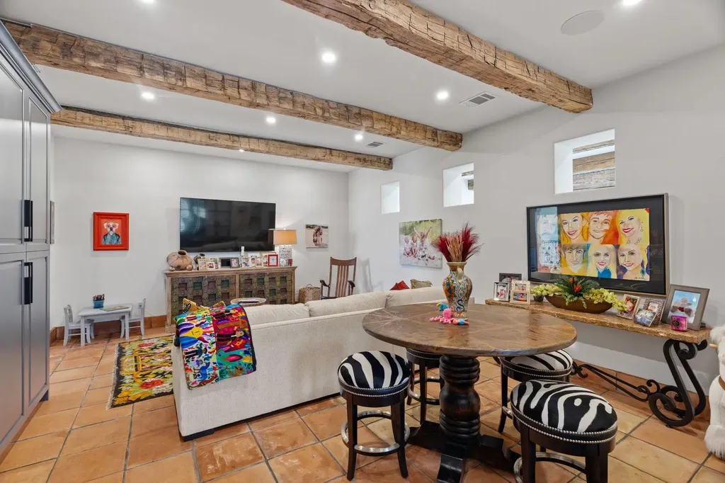 125 Plaza Escondido Horseshoe Bay TX 78657