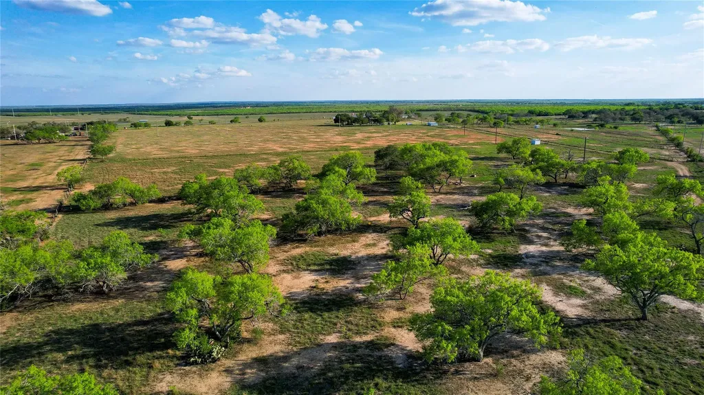 Tract 3 28.92 Ac E State Highway 87 Nixon TX 78140