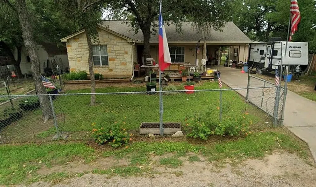 652 Pecan Lane Cottonwood Shores TX 78657