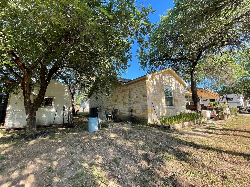 652 Pecan Lane Cottonwood Shores TX 78657