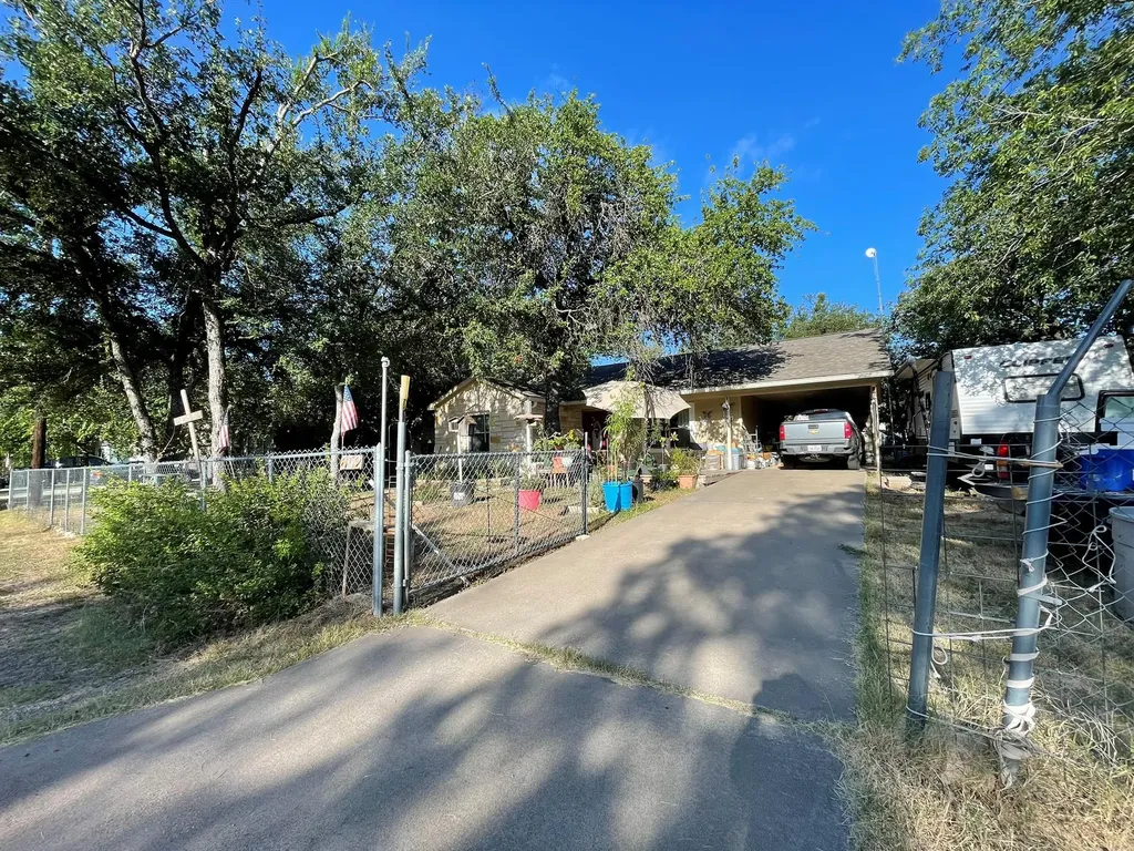 652 Pecan Lane Cottonwood Shores TX 78657