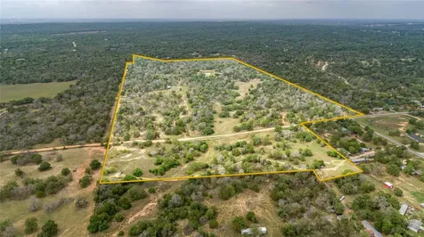 132 Roemer Lane W Floresville TX 78114