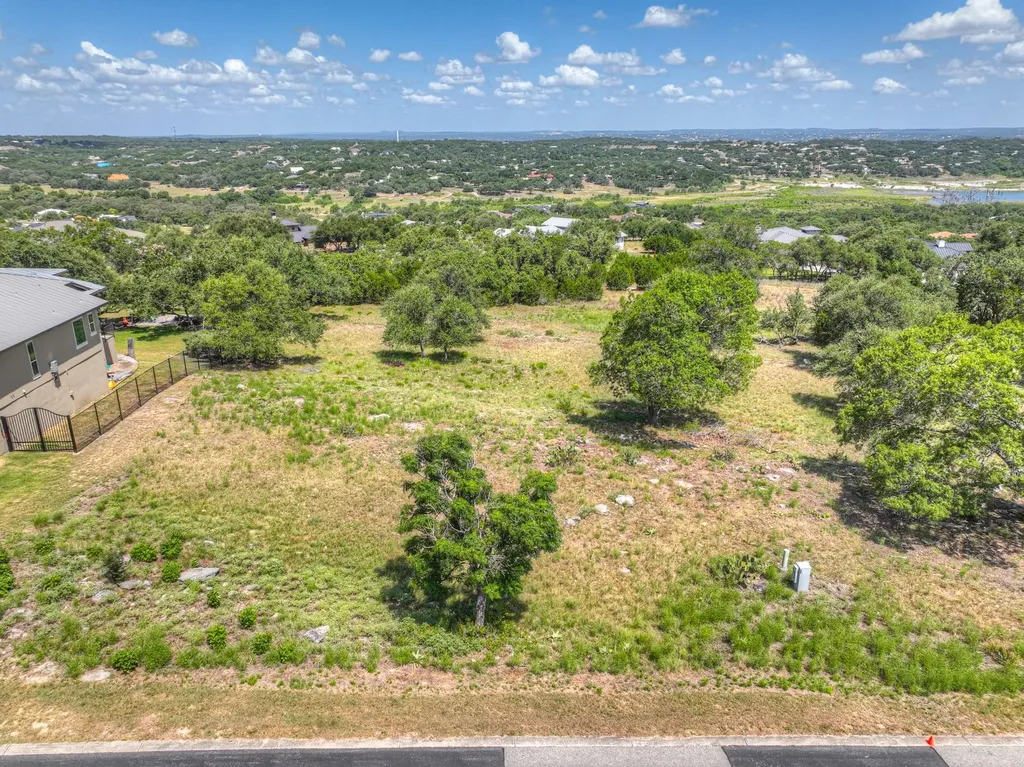 1593 Bella Vista Canyon Lake TX 78133