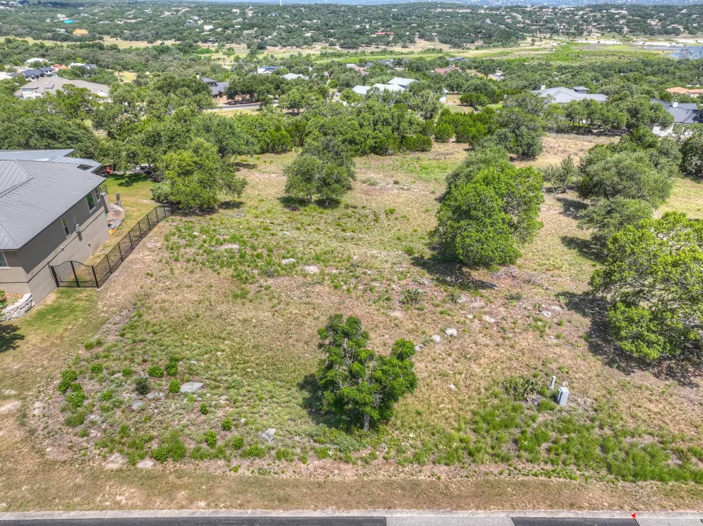 1593 Bella Vista Canyon Lake TX 78133