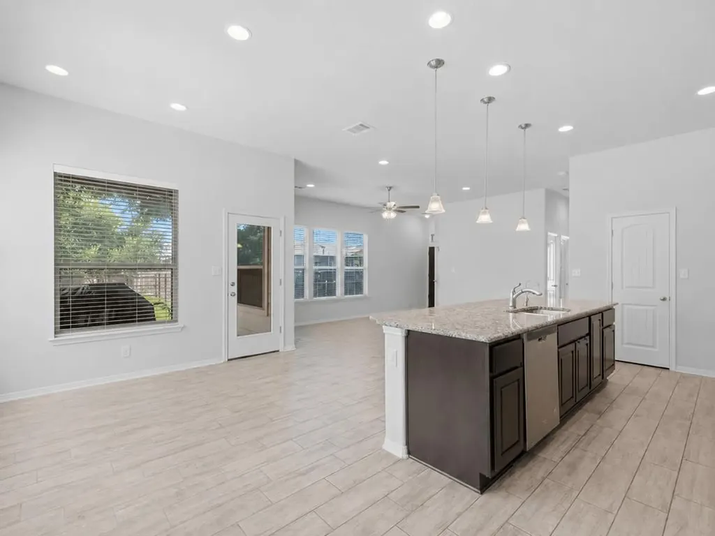 928 Centerra Hills Circle Round Rock TX 78665