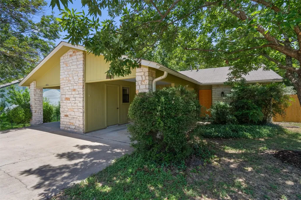 8105 S 1st Street Austin TX 78748