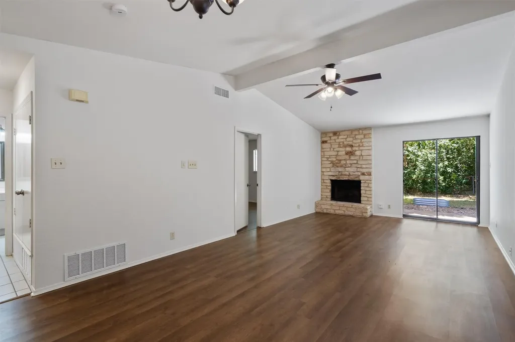 8105 S 1st Street Austin TX 78748
