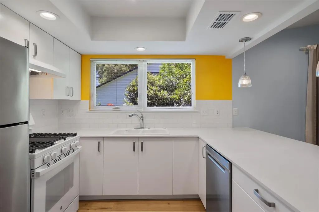 8105 S 1st Street Austin TX 78748