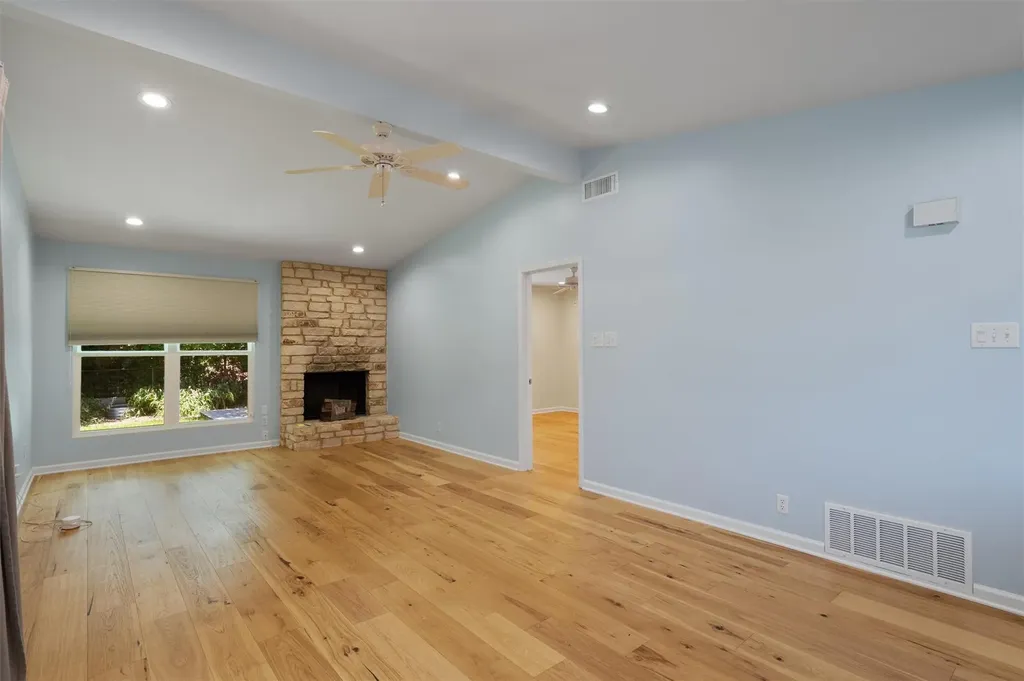 8105 S 1st Street Austin TX 78748