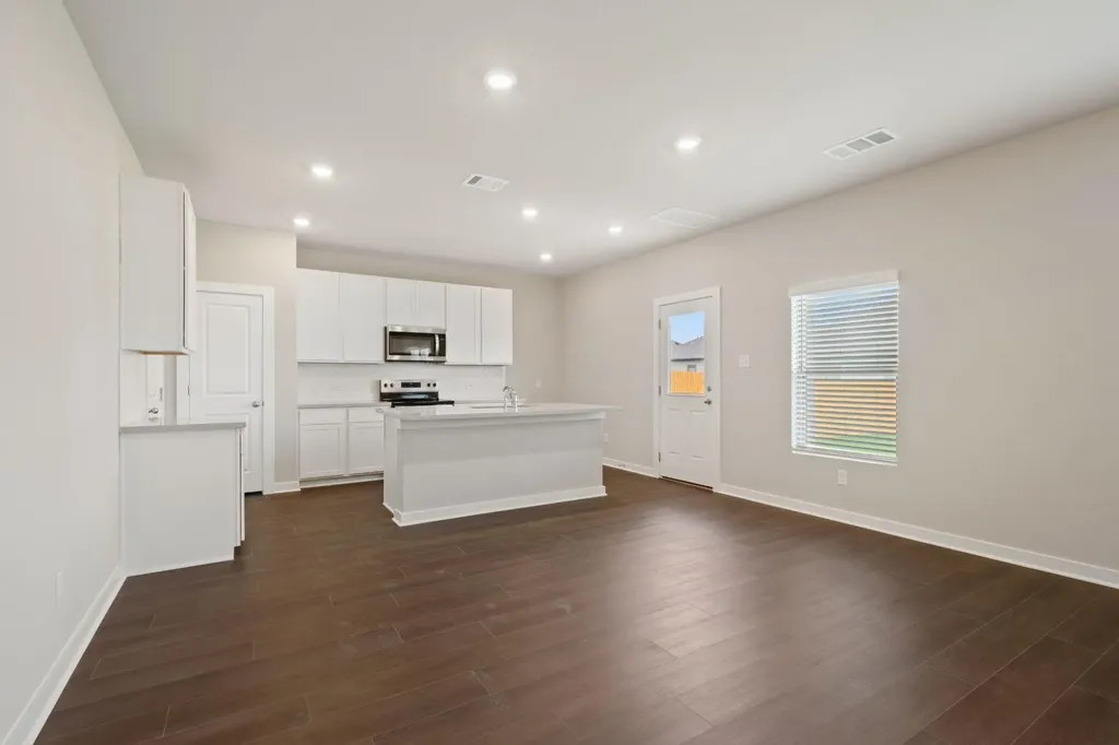 13801 Ryan Range Lane Elgin TX 78621