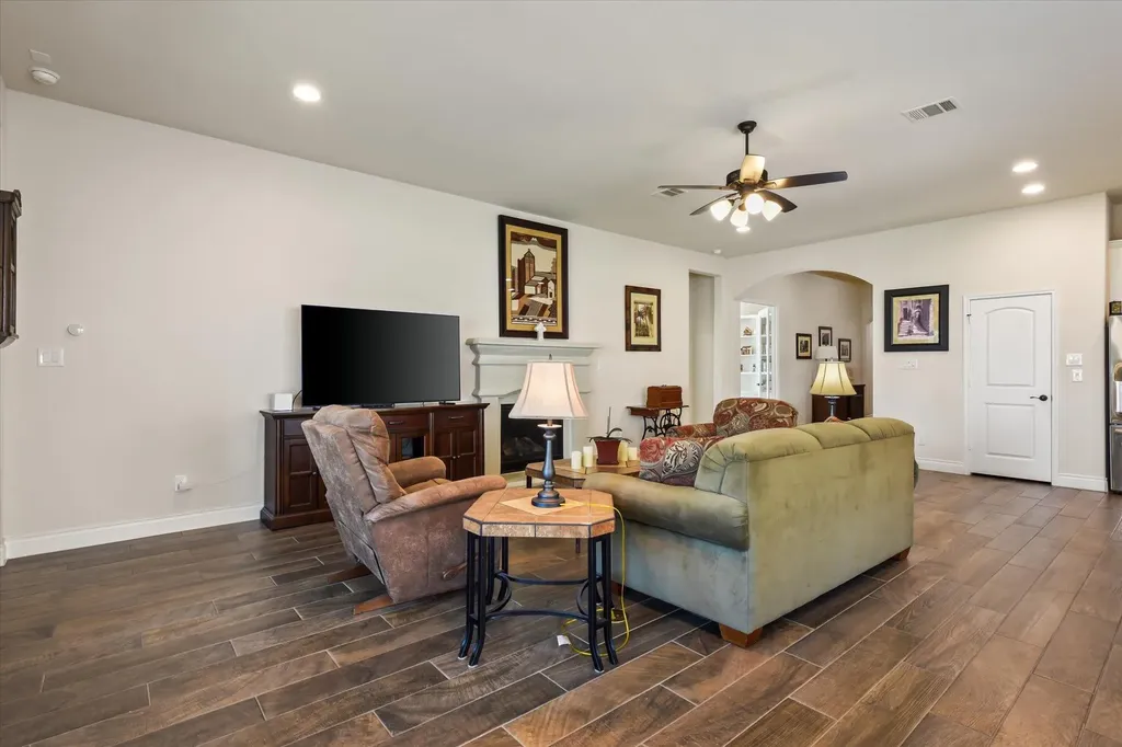 813 Cedar Lake Boulevard Georgetown TX 78633