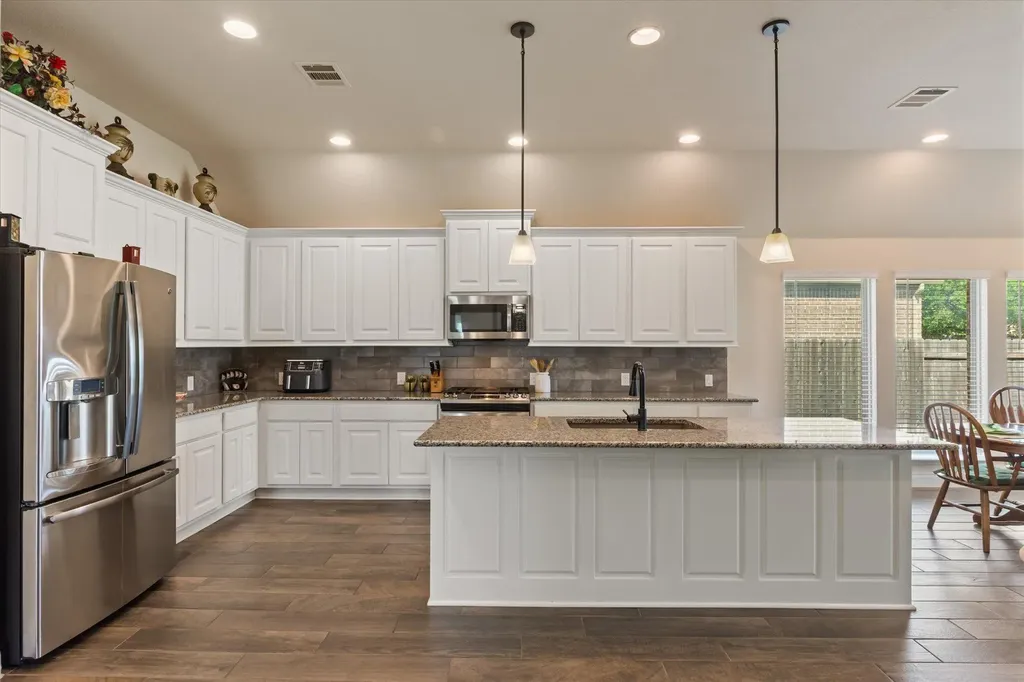 813 Cedar Lake Boulevard Georgetown TX 78633