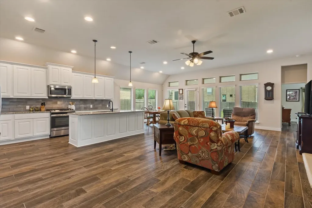 813 Cedar Lake Boulevard Georgetown TX 78633