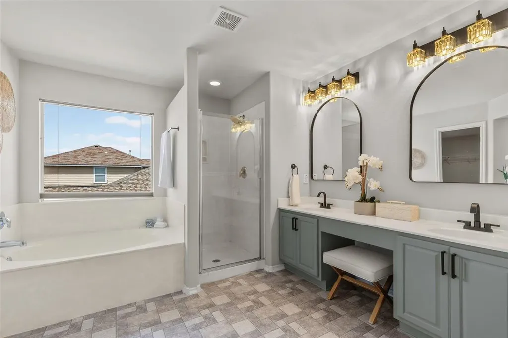 513 Friendship Cove Leander TX 78641
