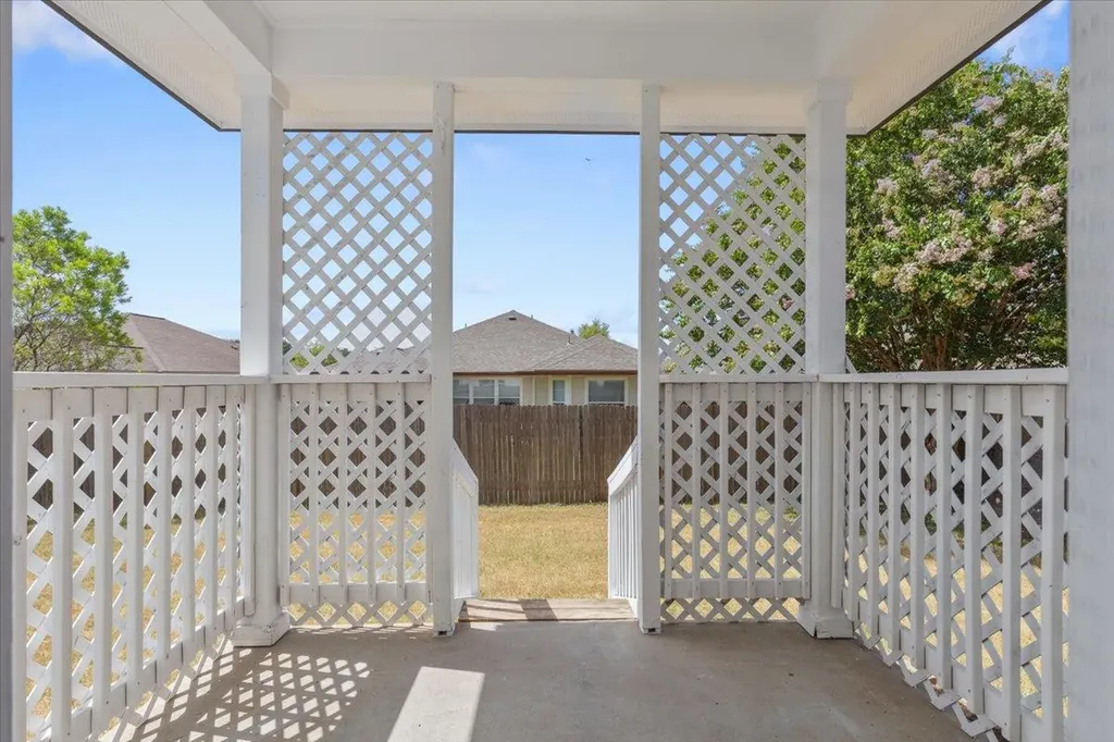 513 Friendship Cove Leander TX 78641