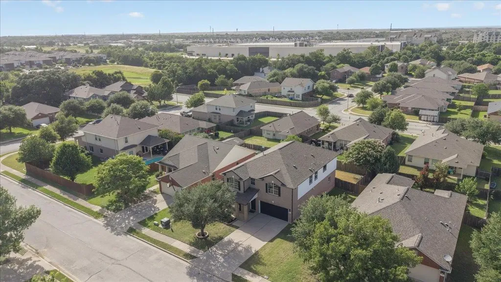 513 Friendship Cove Leander TX 78641