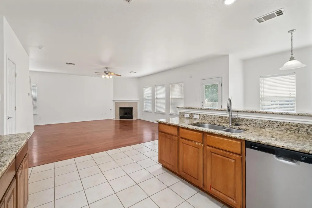 2402 Caprock Place Georgetown TX 78626