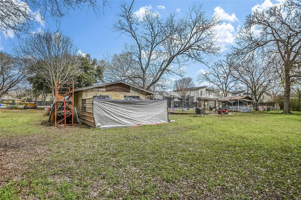 5405 Prock Lane Austin TX 78721
