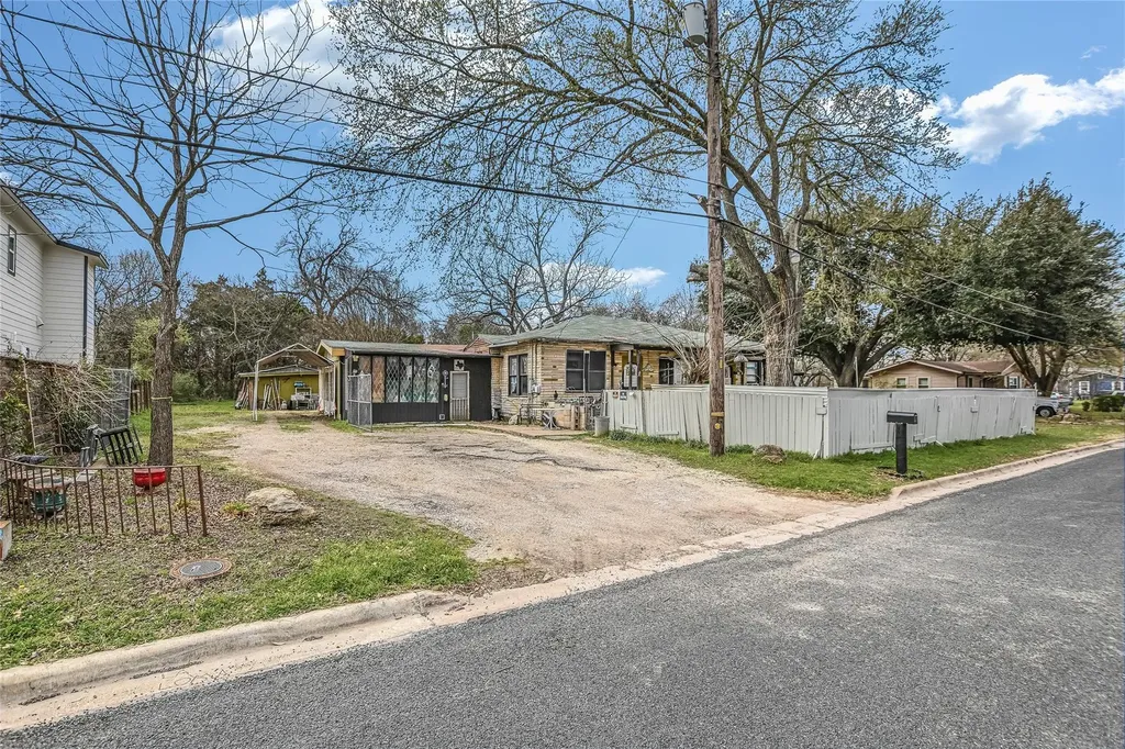 5405 Prock Lane Austin TX 78721