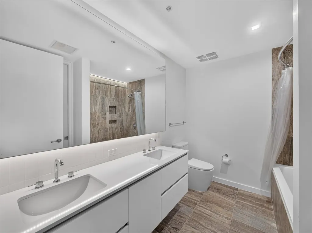 313 W 17th Street Austin TX 78701