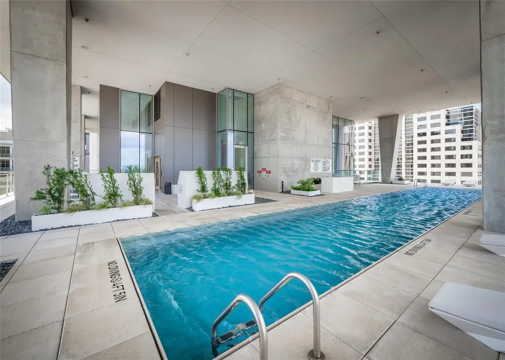 313 W 17th Street Austin TX 78701
