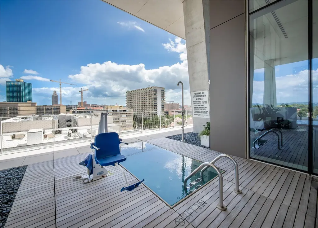 313 W 17th Street Austin TX 78701