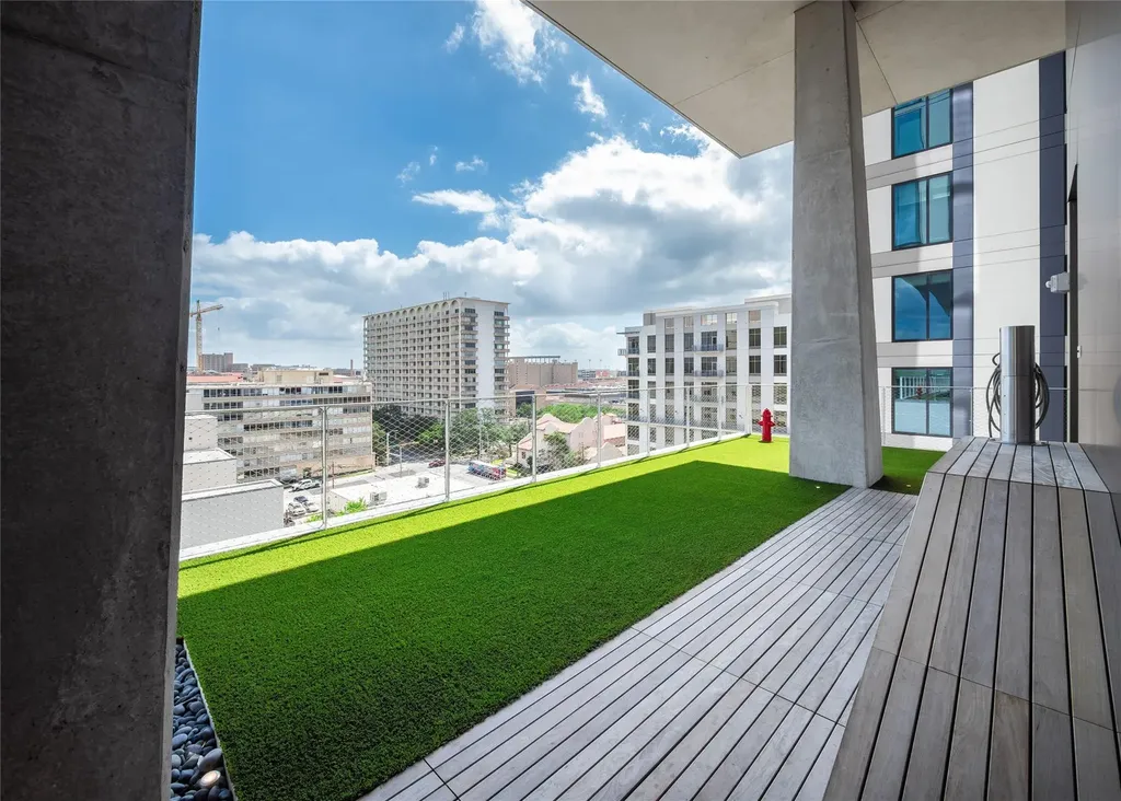 313 W 17th Street Austin TX 78701