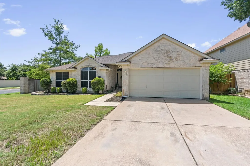 2000 Dayflower Trace Cedar Park TX 78613