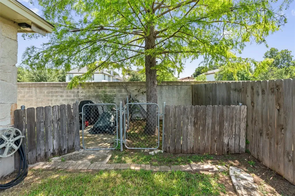 2000 Dayflower Trace Cedar Park TX 78613