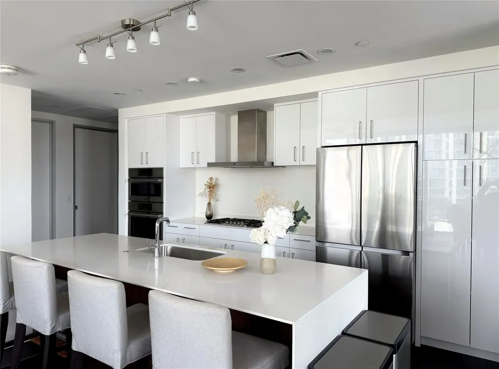 301 West Avenue Austin TX 78701