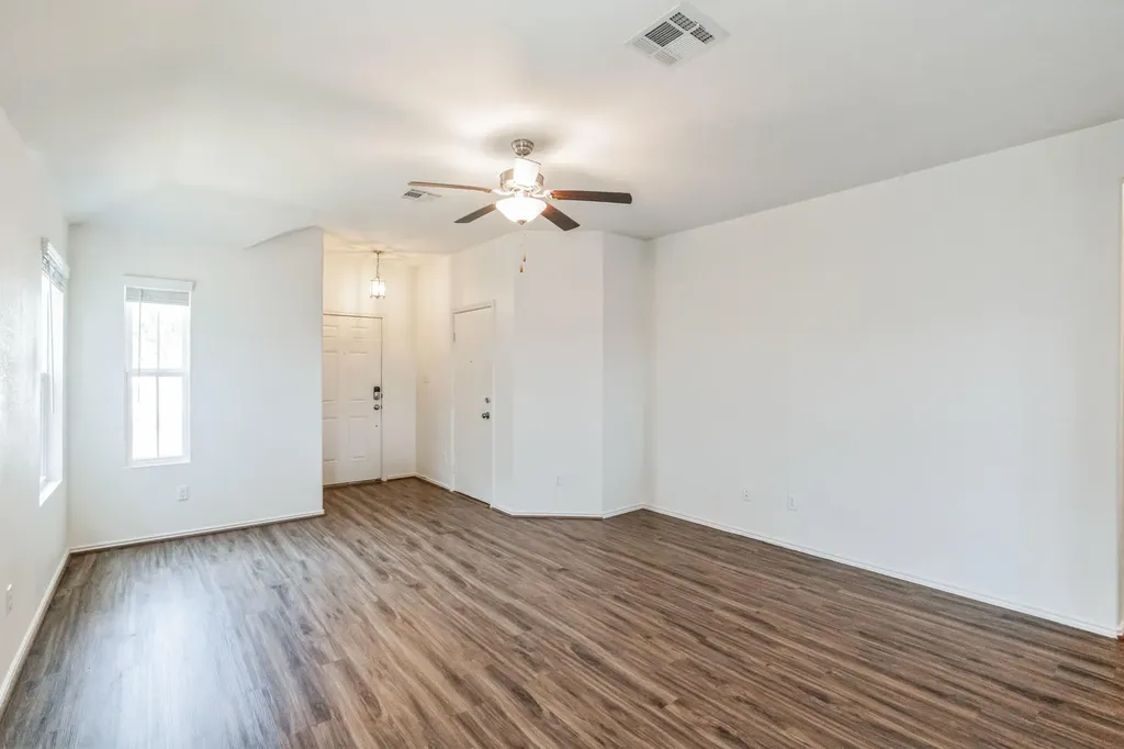 101 High Plains Pass Liberty Hill TX 78642
