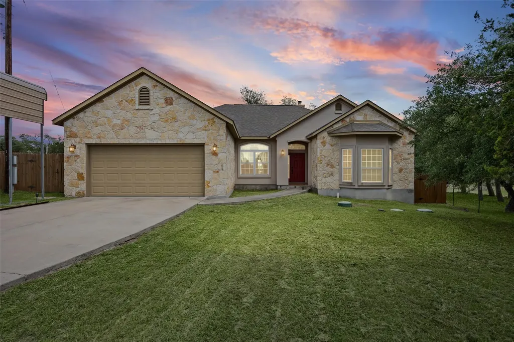 10409 Little Creek Circle Dripping Springs TX 78620