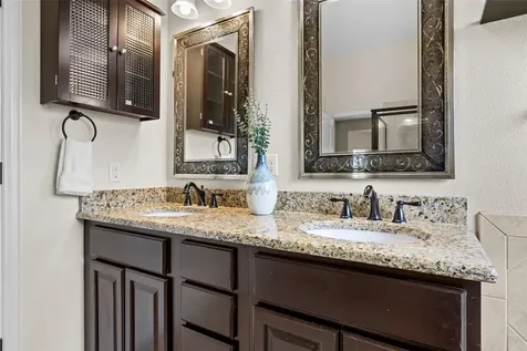 10409 Little Creek Circle Dripping Springs TX 78620