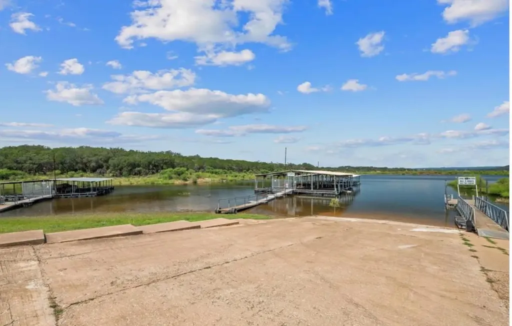 00 Bedford Drive Spicewood TX 78669