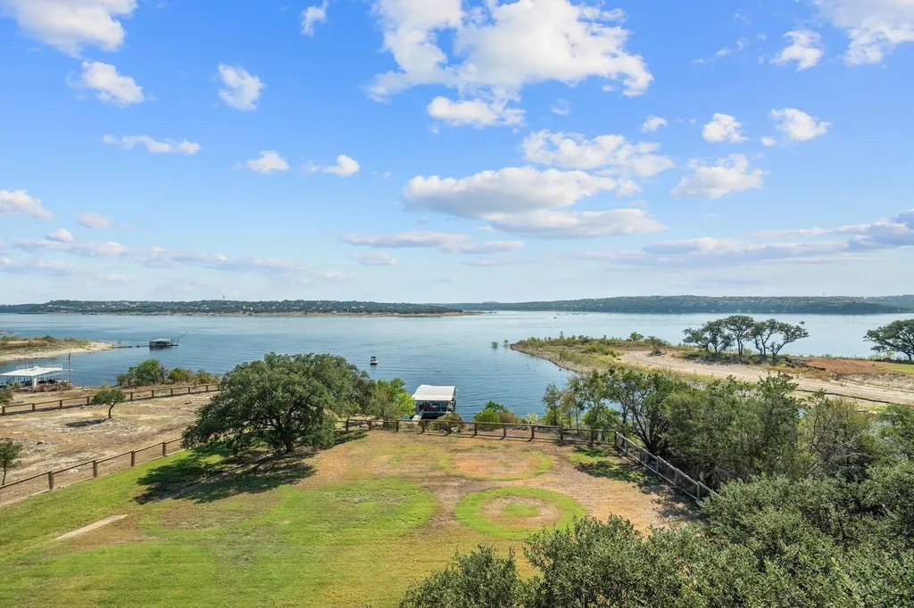 19901 Moon Dance Lane Spicewood TX 78669