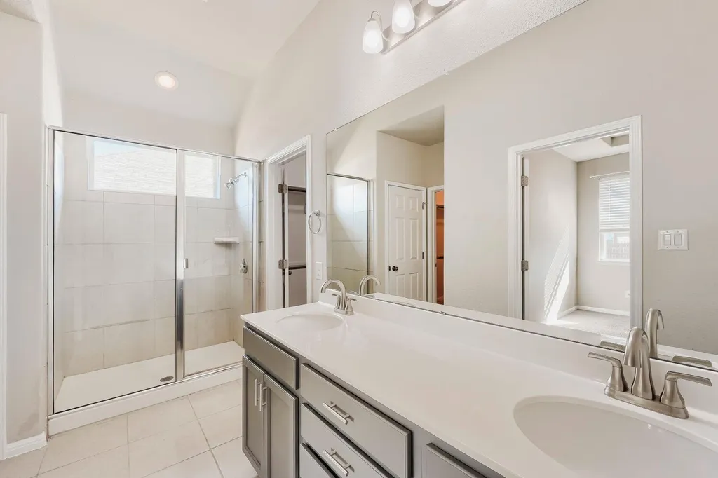 170 Silver Glen Drive Kyle TX 78640