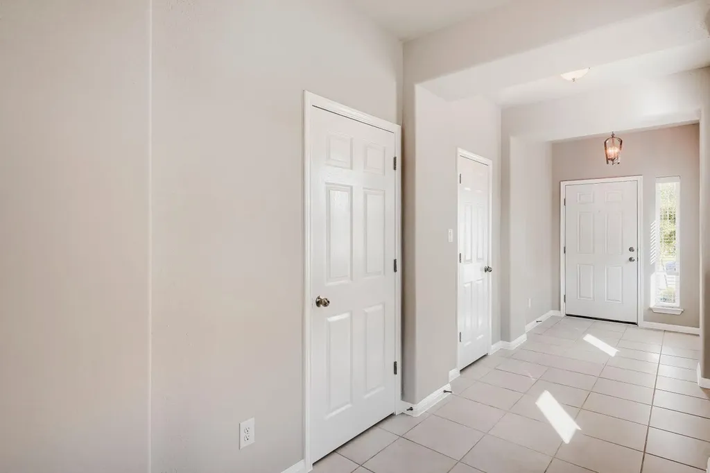 170 Silver Glen Drive Kyle TX 78640