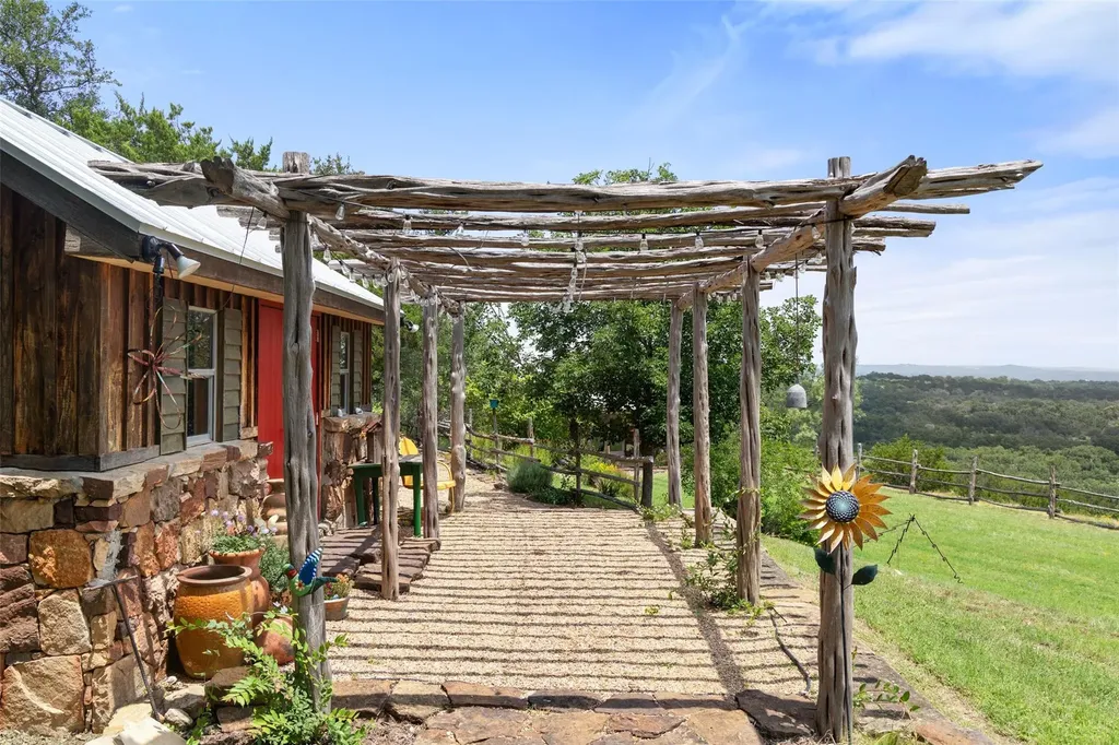 8400 E Fm 1431 Marble Falls TX 78654