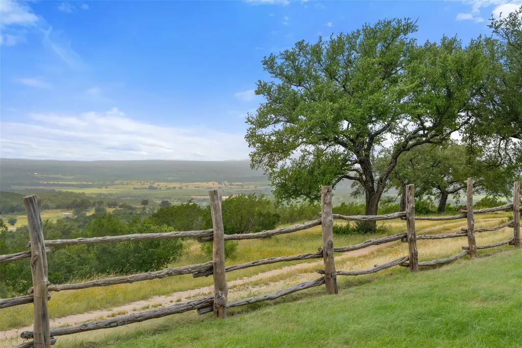 8400 E Fm 1431 Marble Falls TX 78654