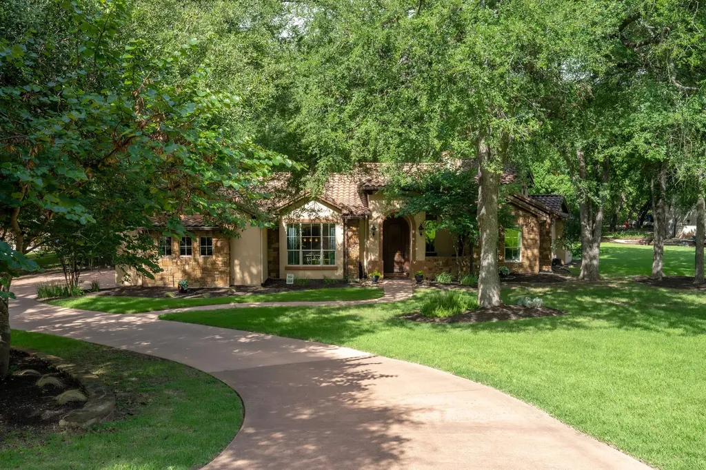 1612 High Lonesome Leander TX 78641