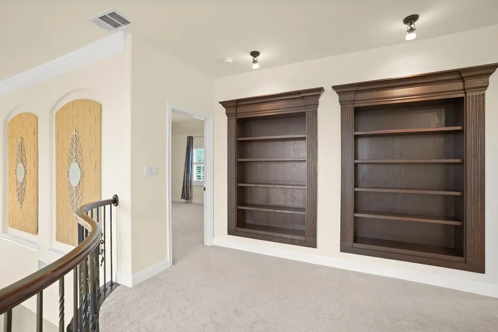 121 Burgess Lane Austin TX 78738