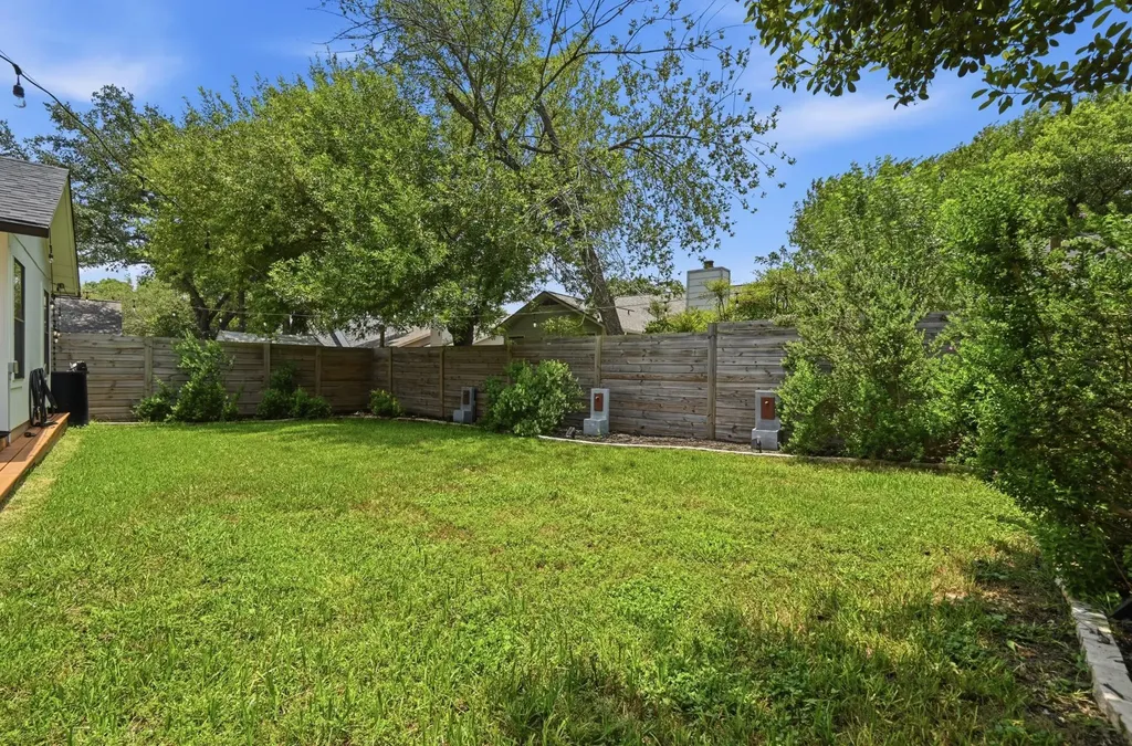 9706 Woodshire Drive Austin TX 78748