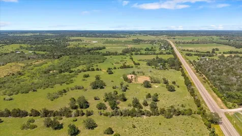 3628 S Highway 304 Rosanky TX 78953