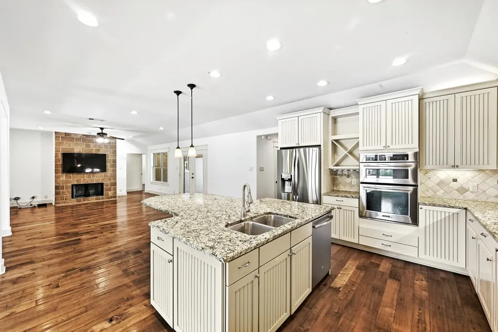 3804 Avenue G Austin TX 78751