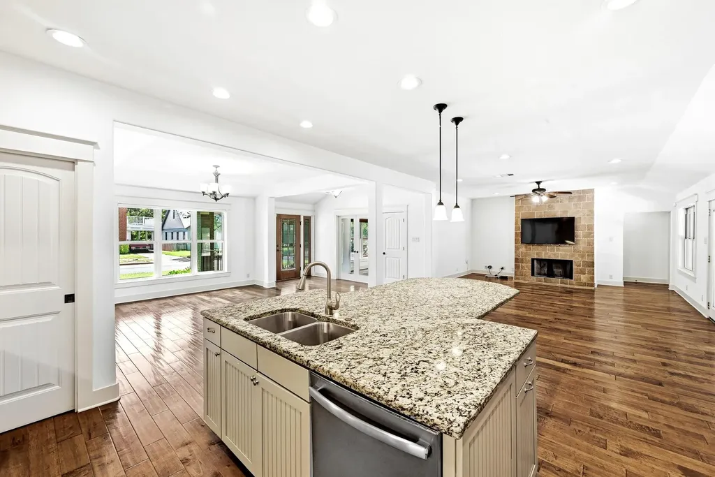 3804 Avenue G Austin TX 78751
