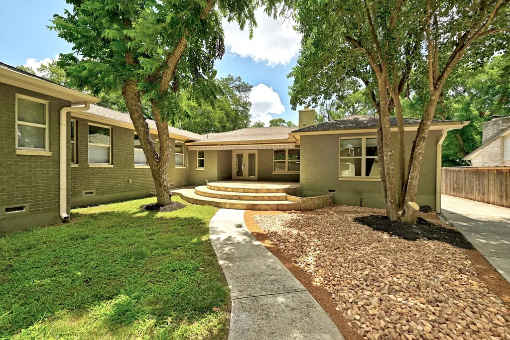 3804 Avenue G Austin TX 78751