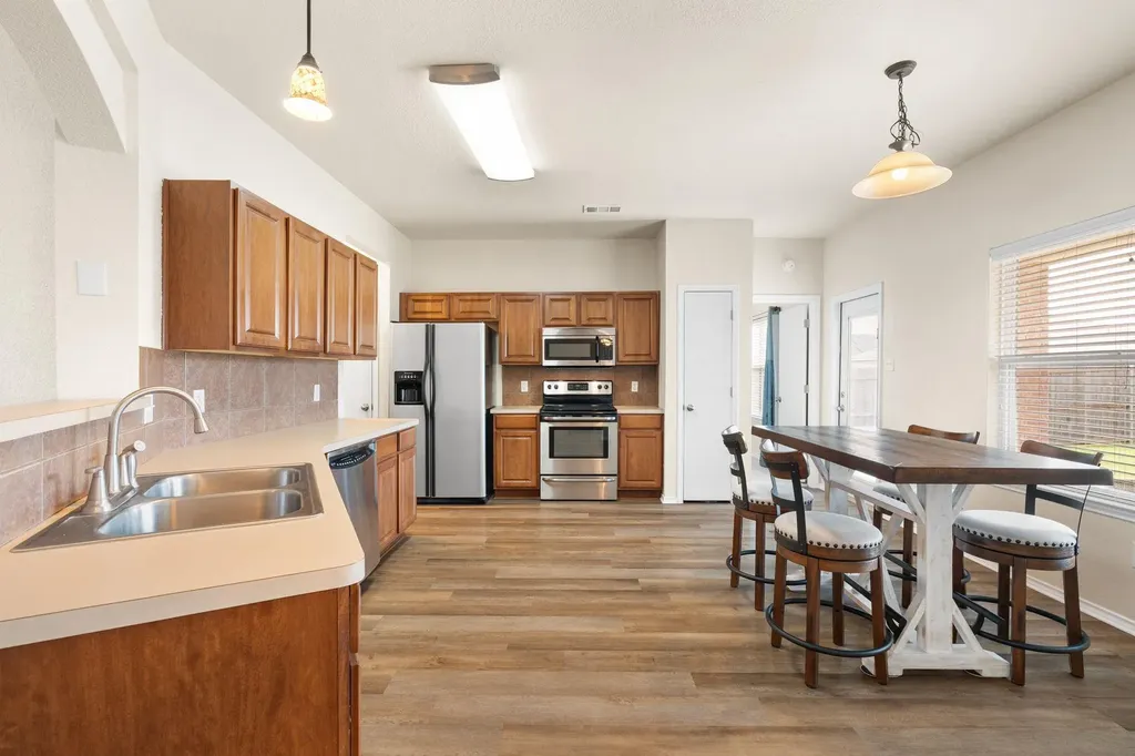8004 Redbrush Temple TX 76502