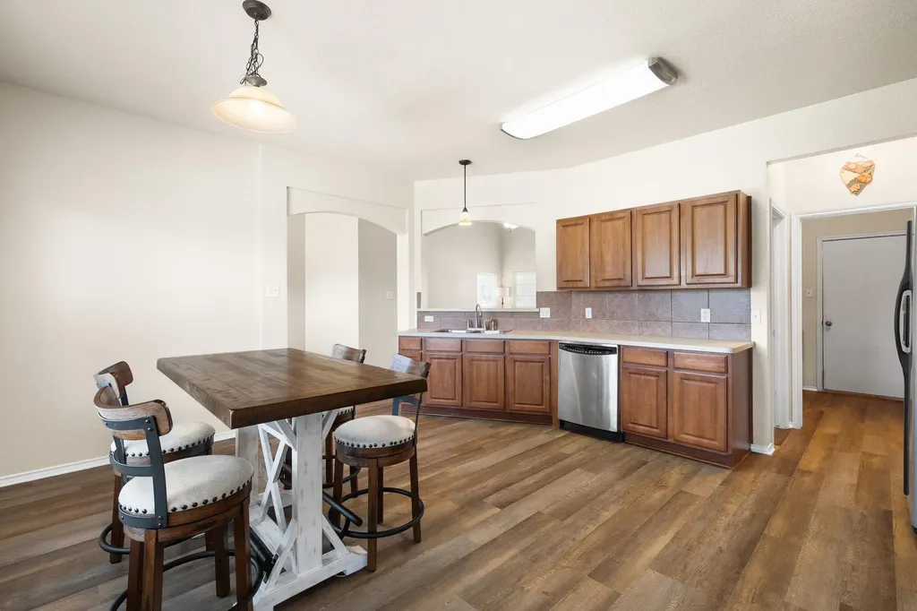 8004 Redbrush Temple TX 76502