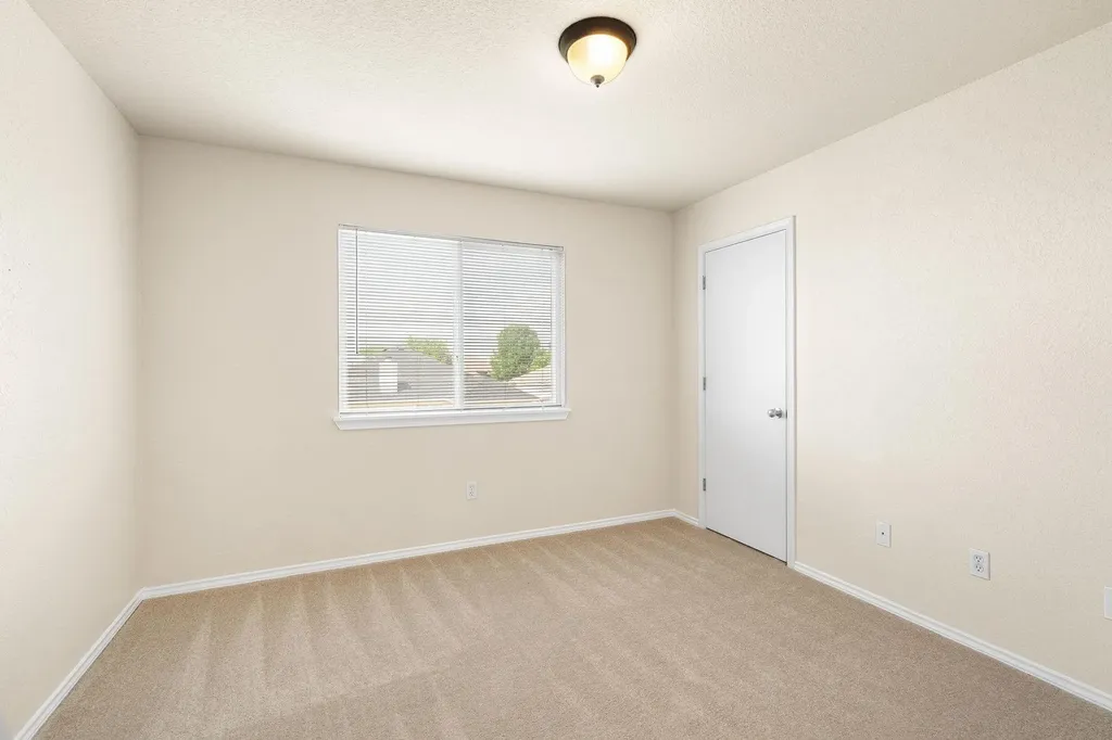 8004 Redbrush Temple TX 76502